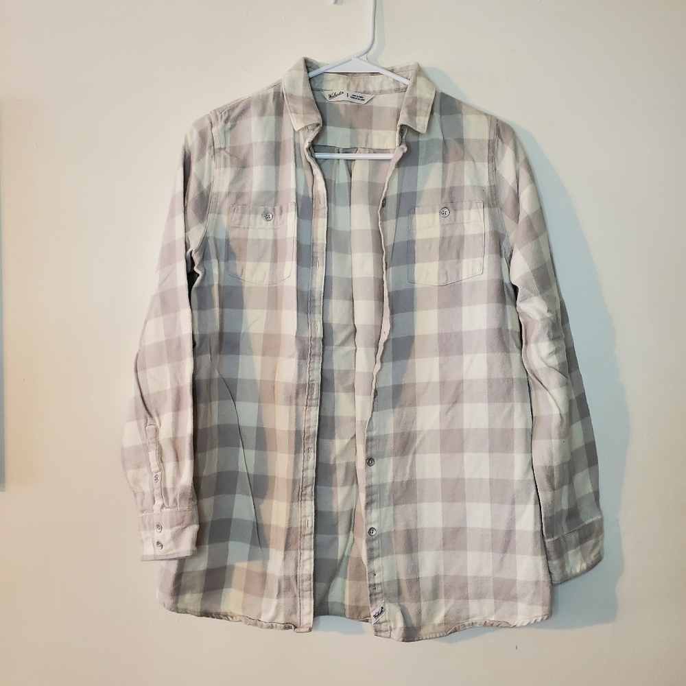 Womens Woolrich neutral colored flannel size small